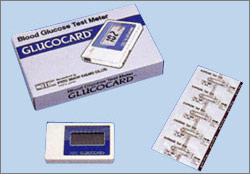 The first model adopting enzymatic electrode method
GLUCOCARD GT-1610(1991)